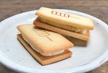 梅園 みたらしバターサンド